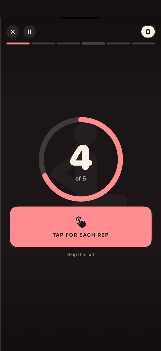 The rep counter mid-set, showing four of five reps.